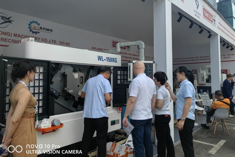 山東萬(wàn)利高速切割圓鋸機(jī)全球熱銷